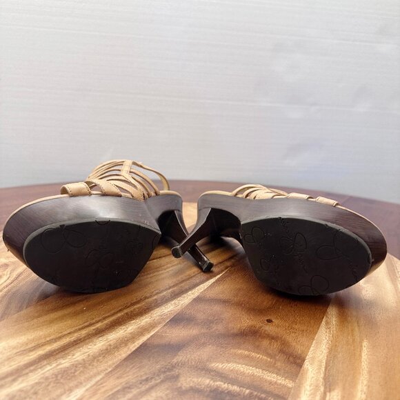 Platform heel - Picture 6 of 7